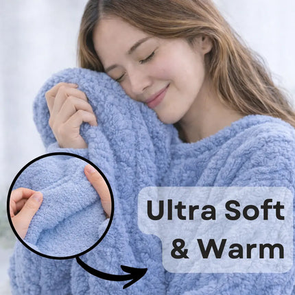 Women’s Fleece Pajama Set