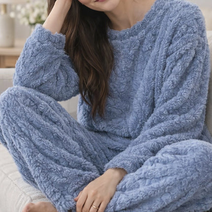 Women’s Fleece Pajama Set