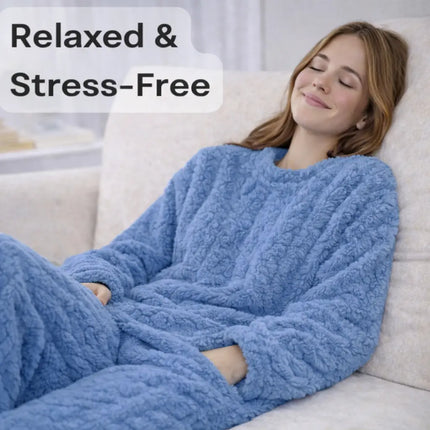 Women’s Fleece Pajama Set